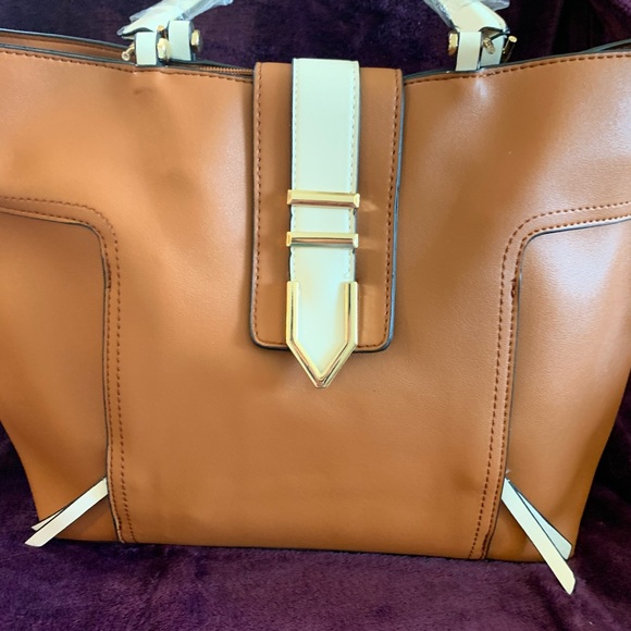 Tan tote set - Picture 3 of 4